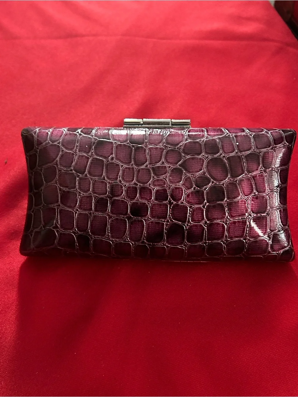 N/A sophisticated burgundy